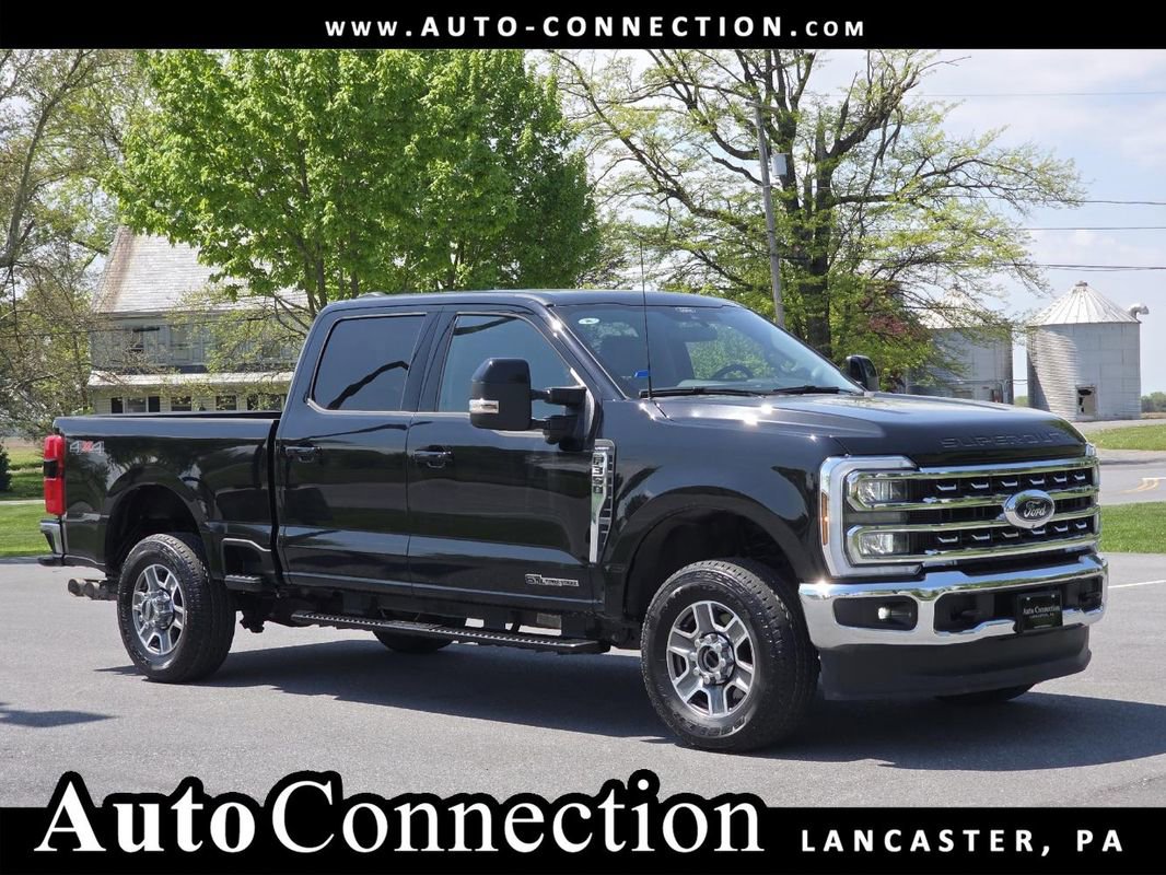 Used 2025 Ford F350 Lariat w/ Camper Package AWD/4WD video 1