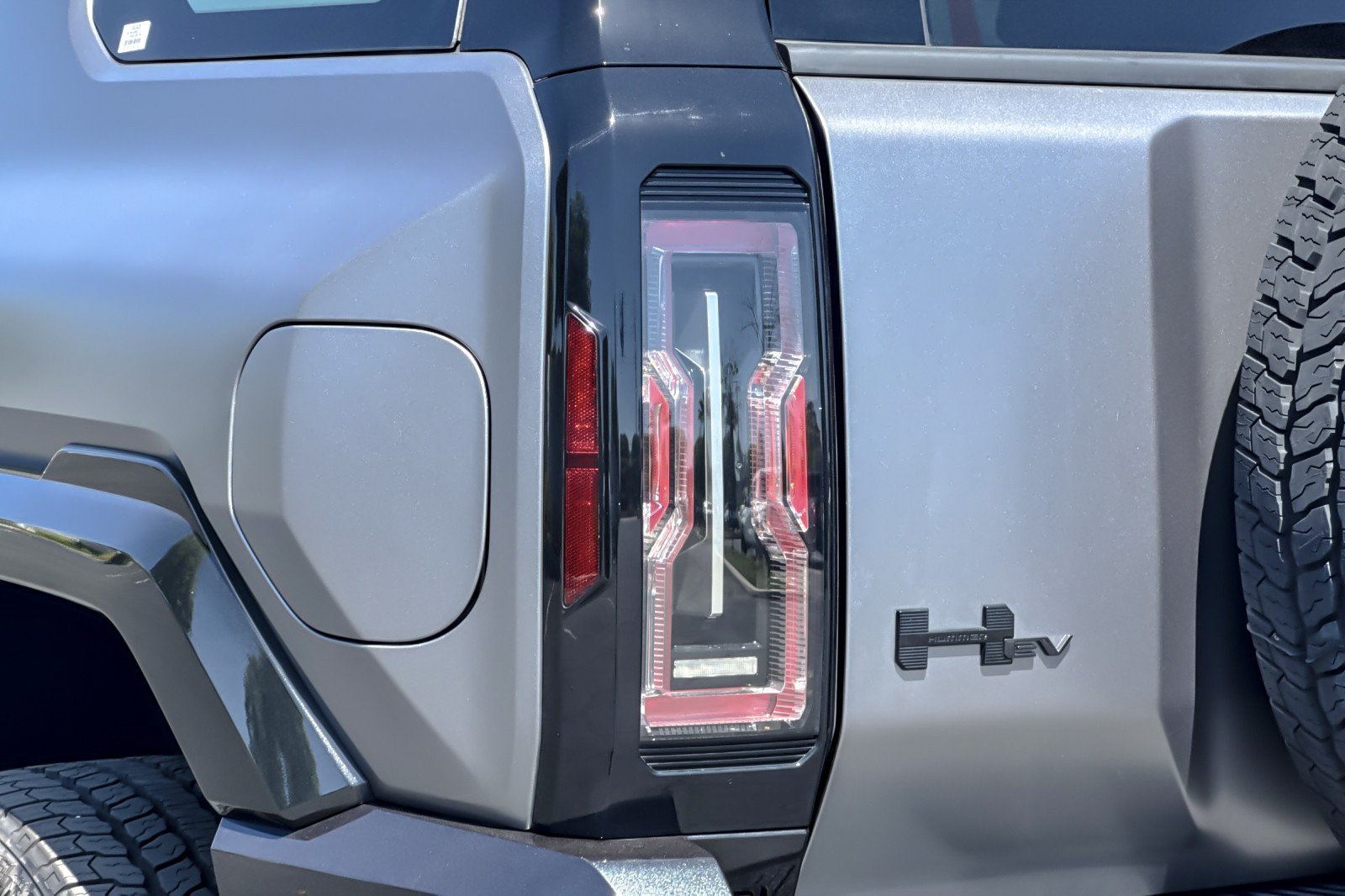 Used 2026 GMC Hummer EV 3X w/ Carbon Fiber Edition Package AWD/4WD image 26