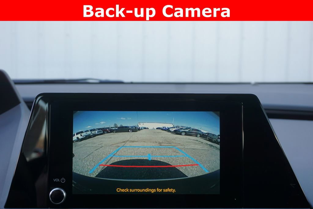 Used 2024 Toyota Prius XLE AWD/4WD image 9