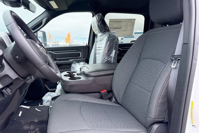 New 2026 RAM 2500 Big Horn AWD/4WD image 15