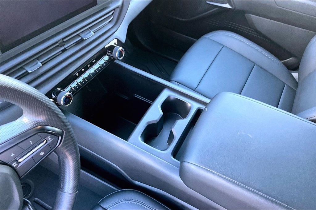 Used 2024 Chevrolet Silverado EV W/T image 5