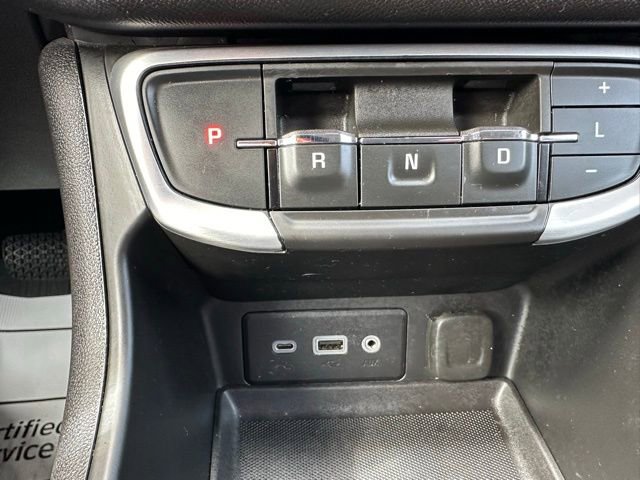 Used 2023 GMC Terrain SLE w/ Driver Convenience Package image 46