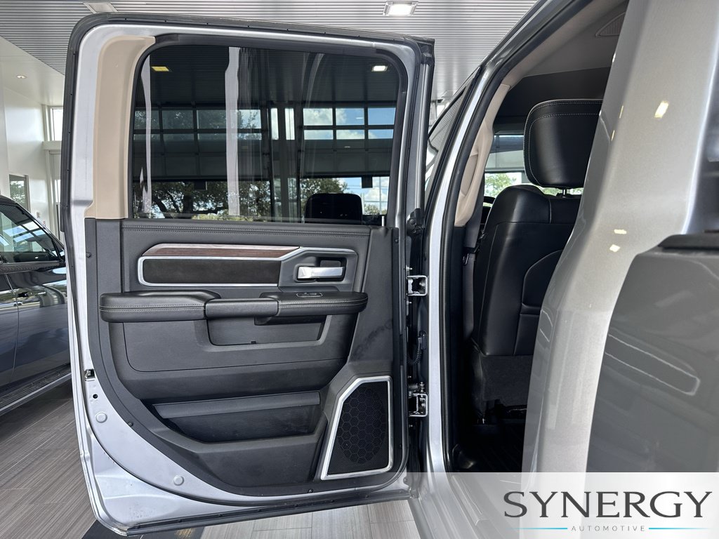 Used 2022 RAM 2500 Laramie AWD/4WD image 24