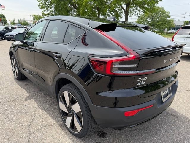Used 2023 Volvo C40 P8 Recharge Ultimate AWD/4WD image 9