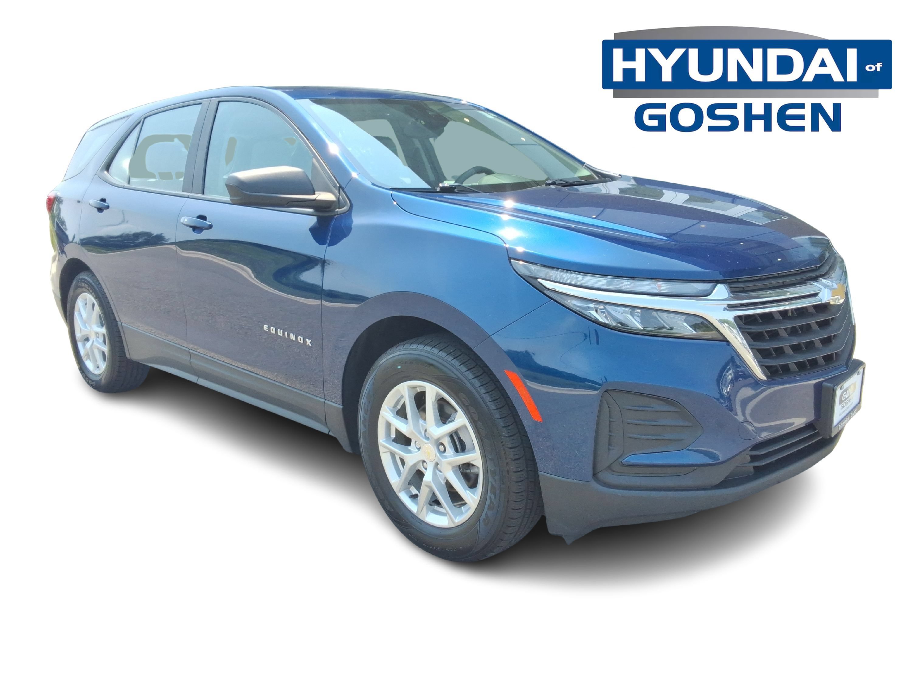 Used 2022 Chevrolet Equinox LS AWD/4WD image 3