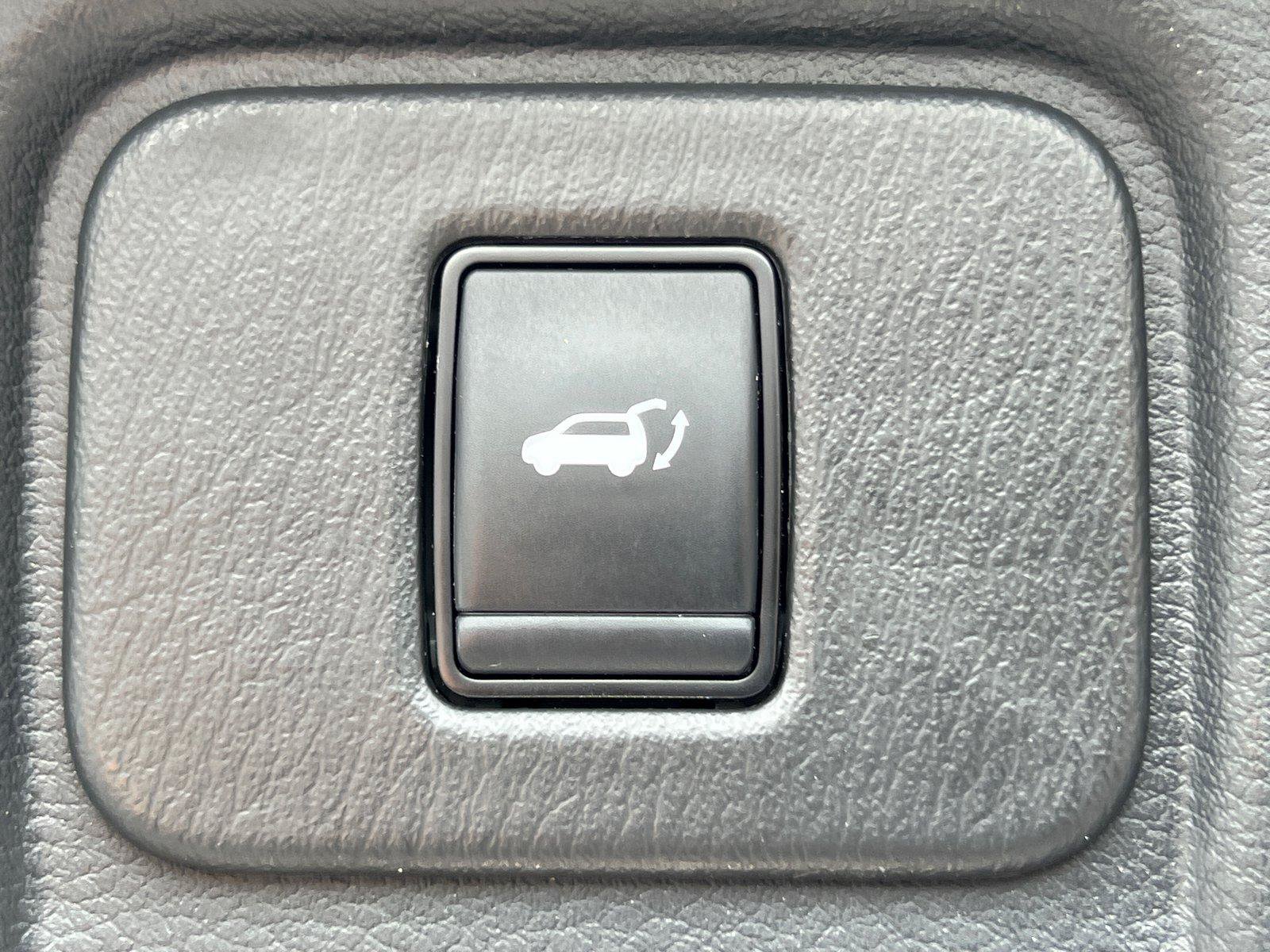 Used 2024 Nissan Murano Platinum w/ Cargo Package FWD image 19