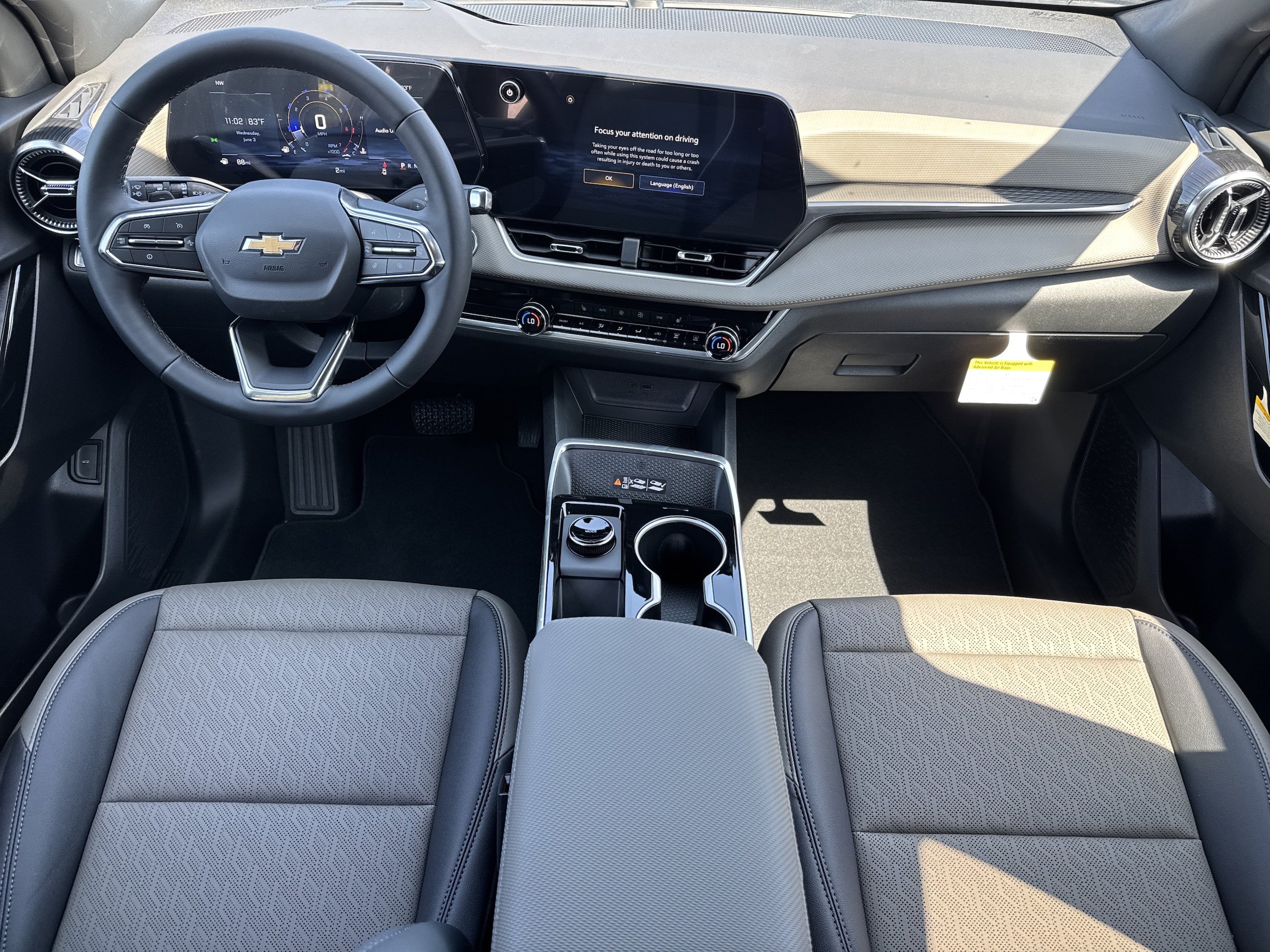 New 2026 Chevrolet Equinox LT w/ Convenience Package II FWD image 14