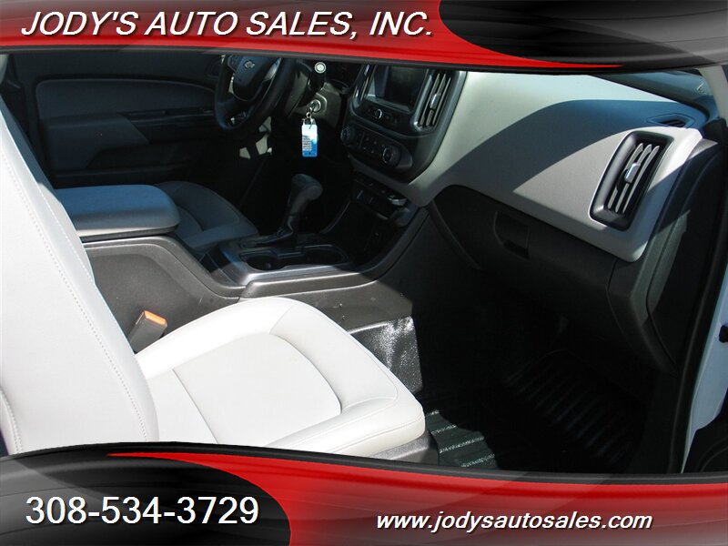 Used 2017 Chevrolet Colorado W/T w/ WT Convenience Package RWD image 22