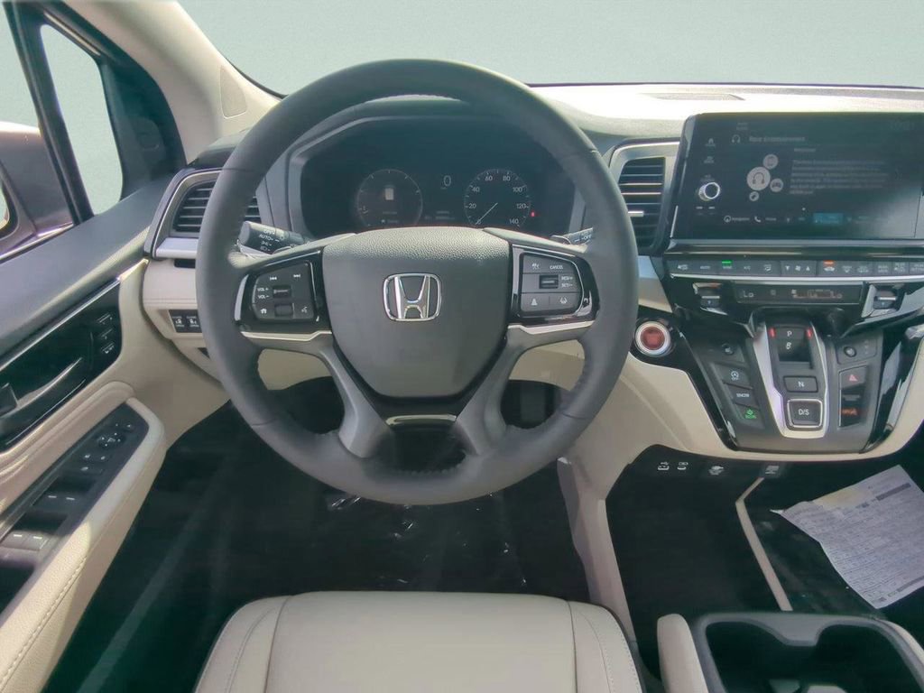 New 2026 Honda Odyssey Touring image 14