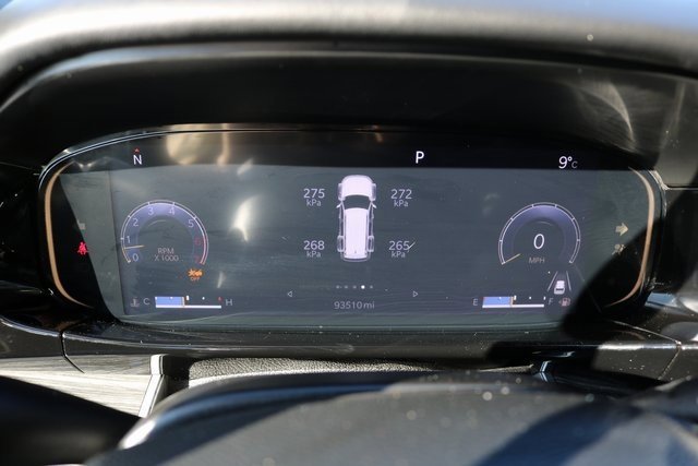 Used 2022 Jeep Wagoneer Series II w/ Flexible Seating Group image 27