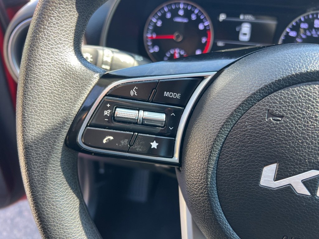 Certified 2023 Kia Forte LXS image 13