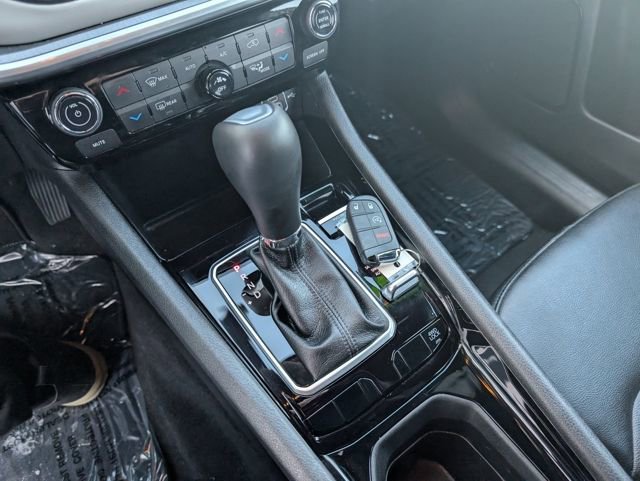 Used 2024 Jeep Compass Limited image 17