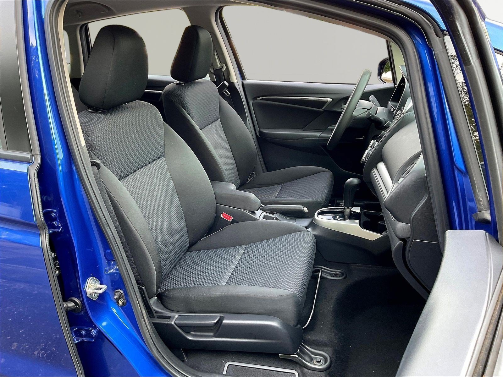 Used 2019 Honda Fit LX image 27