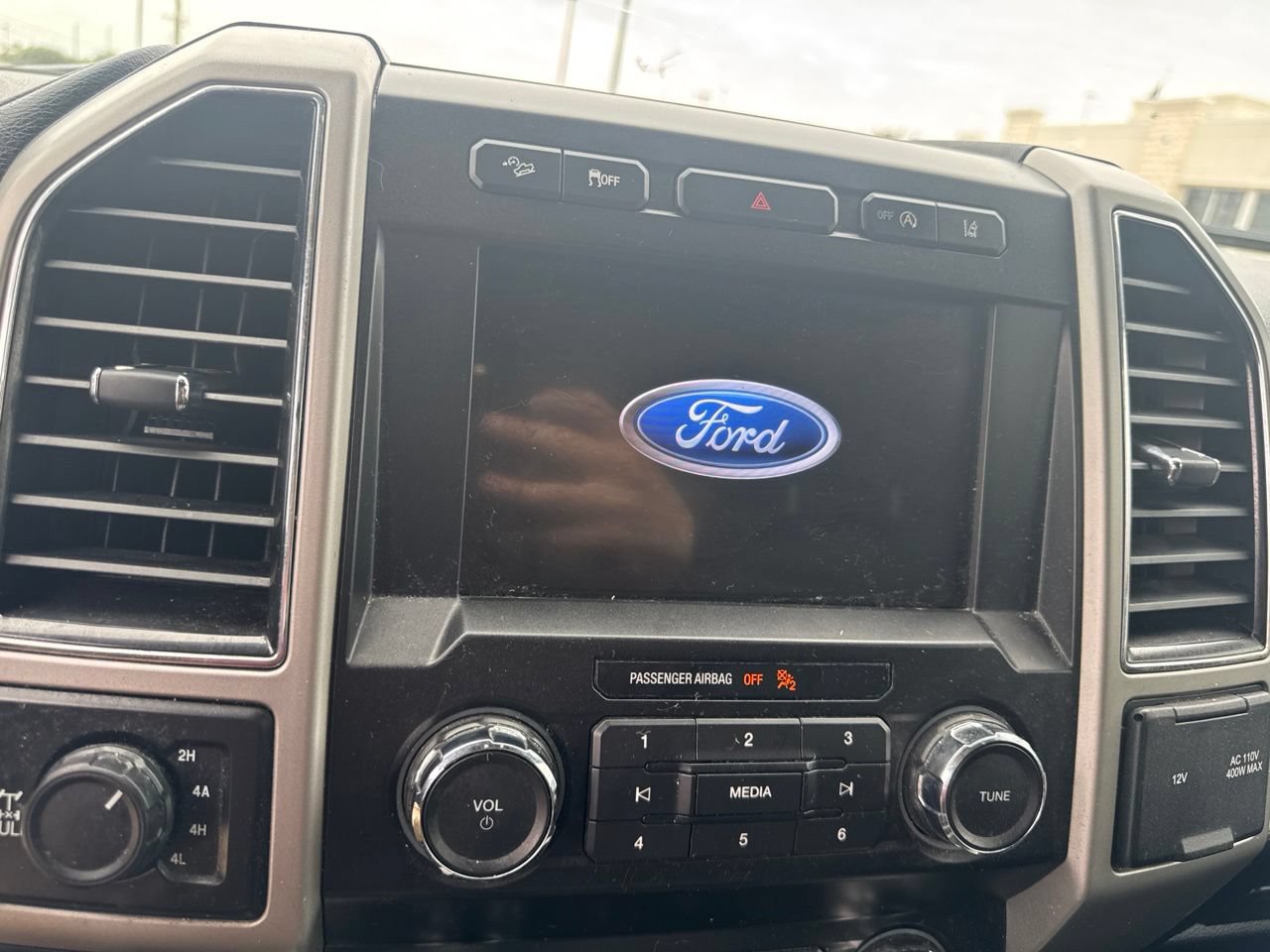 Certified 2020 Ford F150 Lariat AWD/4WD image 13
