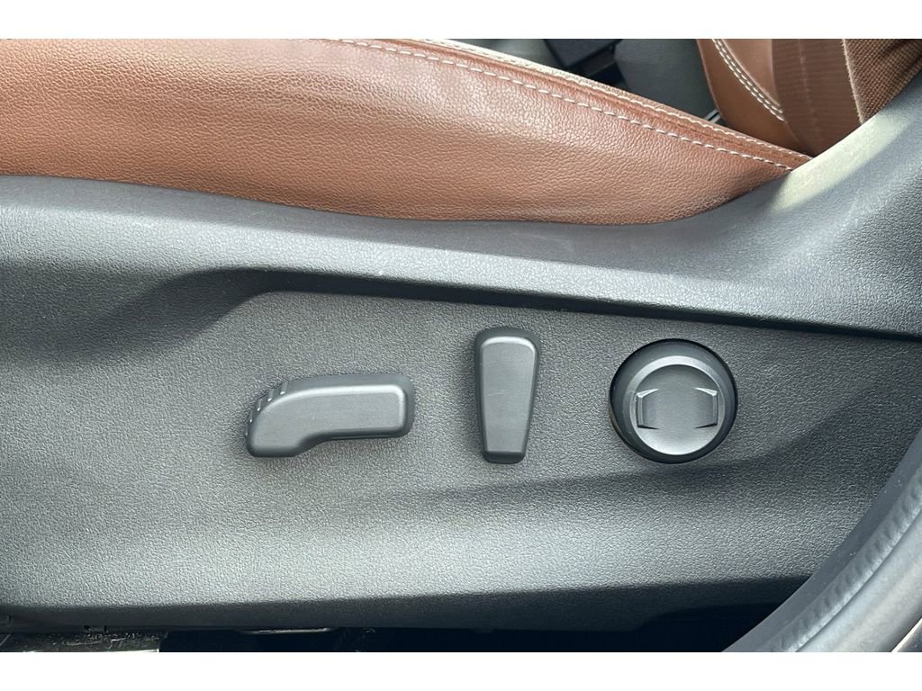 Used 2020 Subaru Forester Touring w/ Popular Package #2 image 14