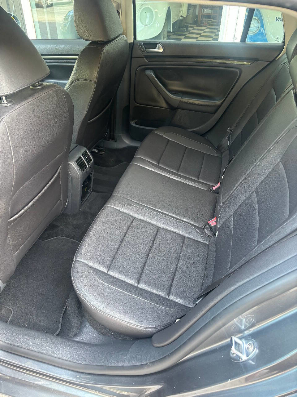 Used 2013 Volkswagen Jetta TDI image 14