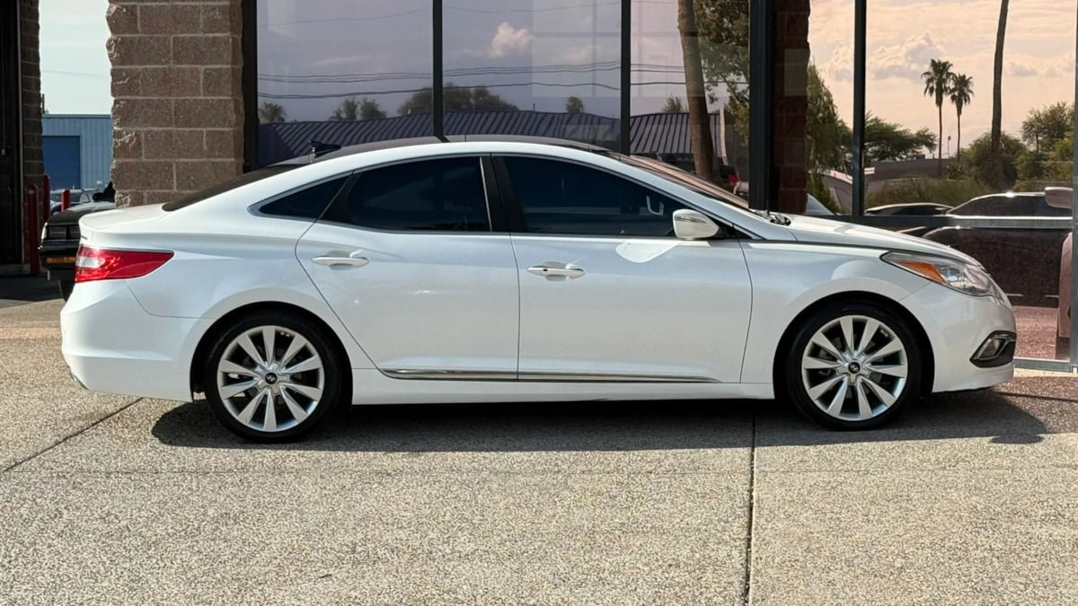 Used 2016 Hyundai Azera Limited FWD image 13