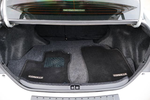 Used 2019 Toyota Corolla LE image 20