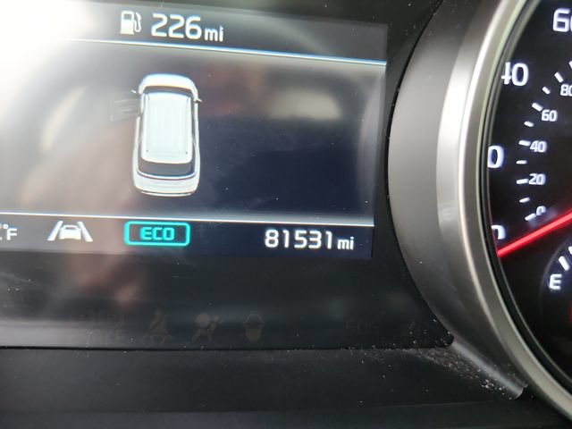 Used 2024 Kia Carnival LX FWD image 18
