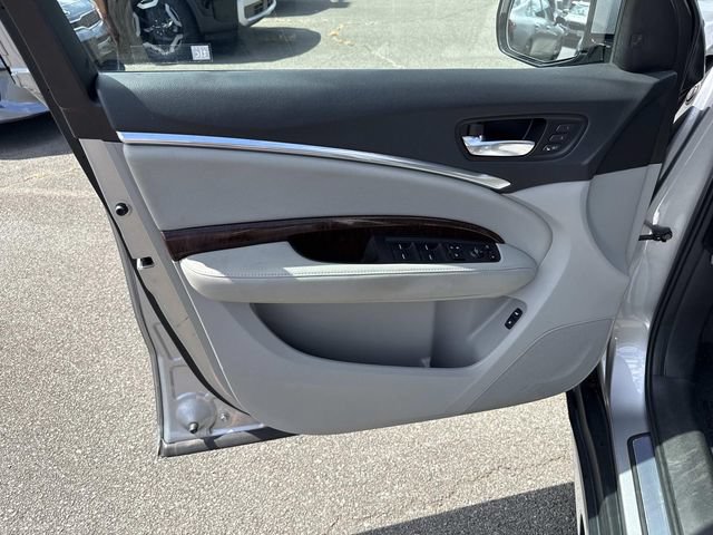 Used 2018 Acura MDX w/ Technology Package AWD/4WD image 13