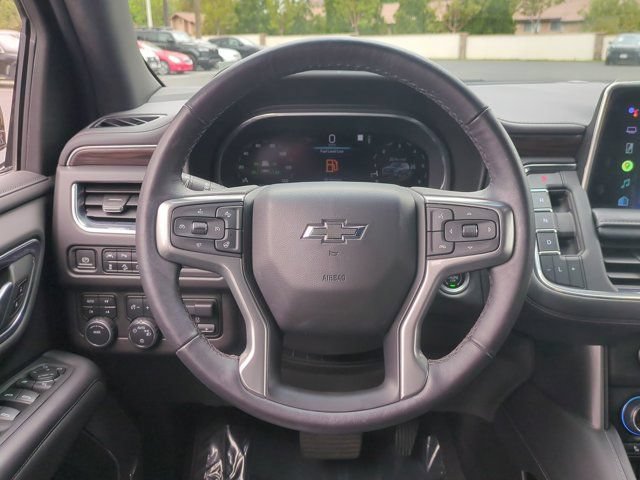 Used 2022 Chevrolet Tahoe Z71 w/ Luxury Package AWD/4WD image 17