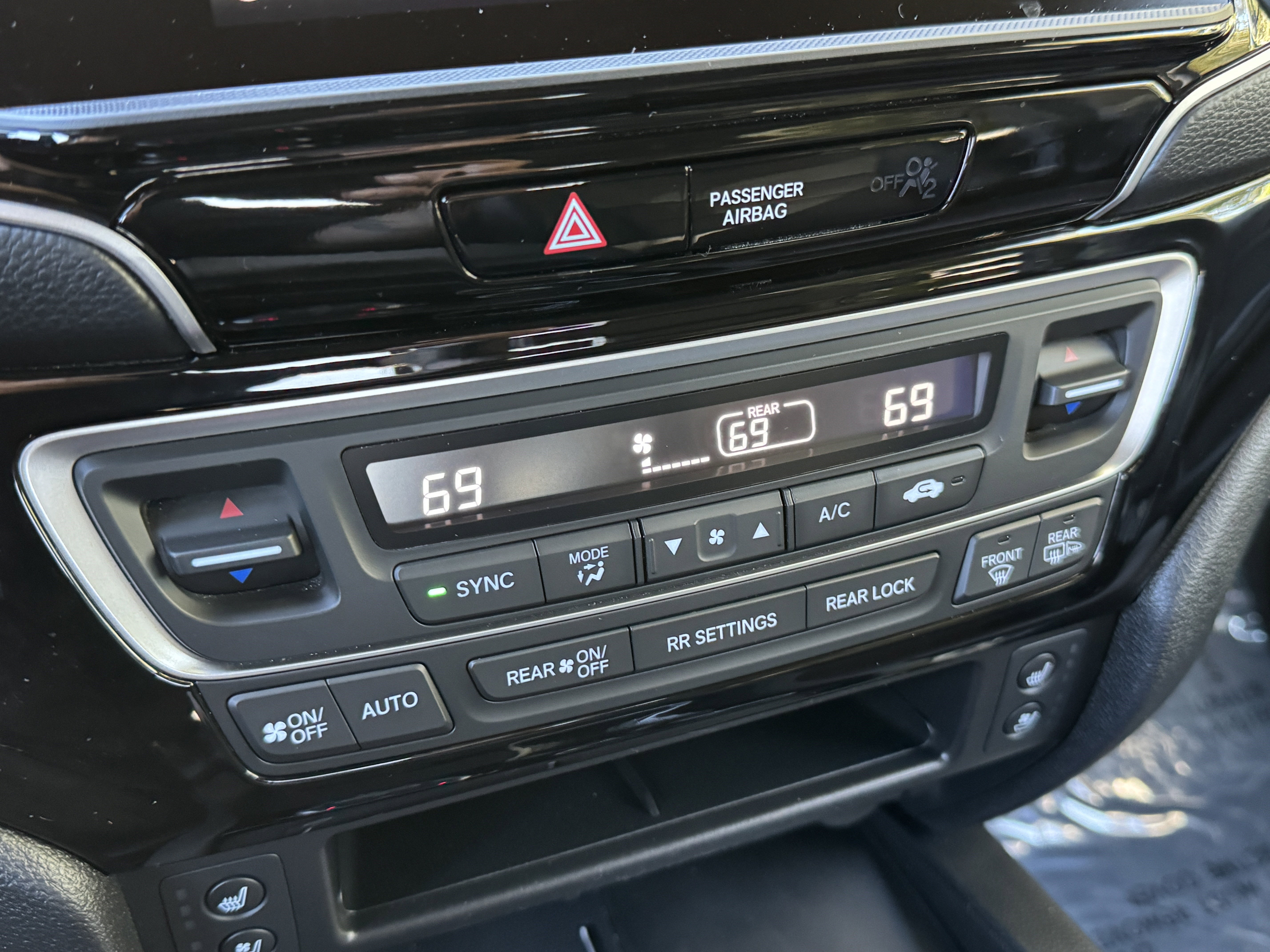 Used 2024 Honda Ridgeline Black Edition image 24