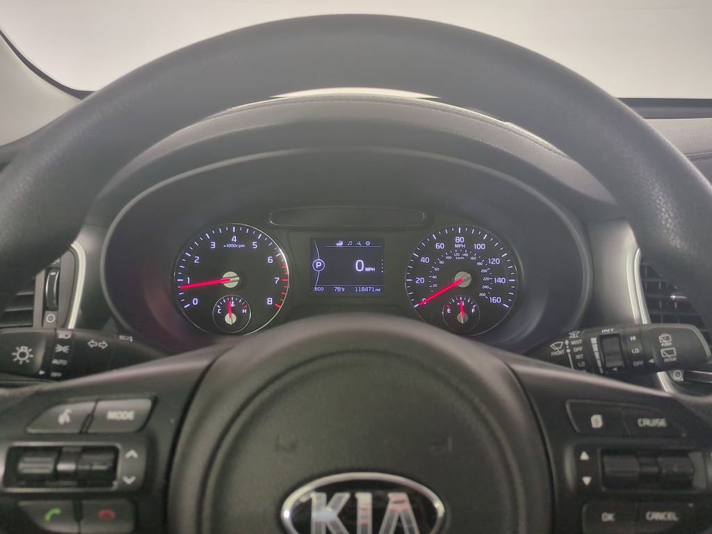 Used 2016 Kia Sorento FWD image 33