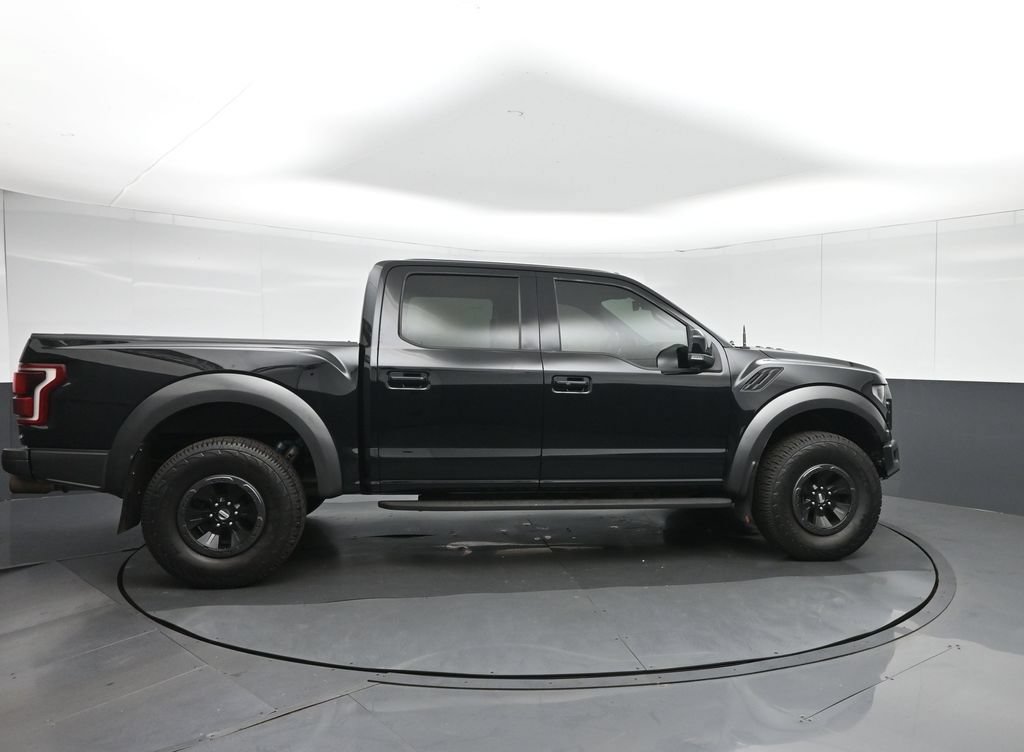 Used 2018 Ford F150 Raptor w/ Equipment Group 802A Luxury AWD/4WD image 8