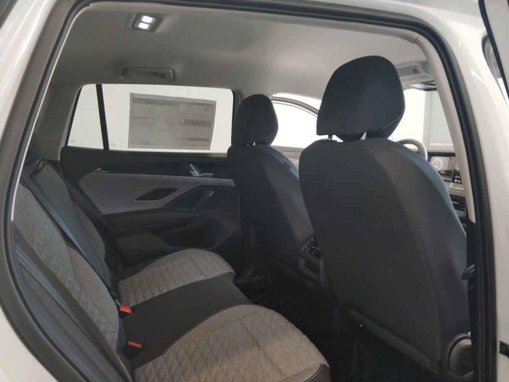 New 2026 Volkswagen Tiguan S FWD image 15