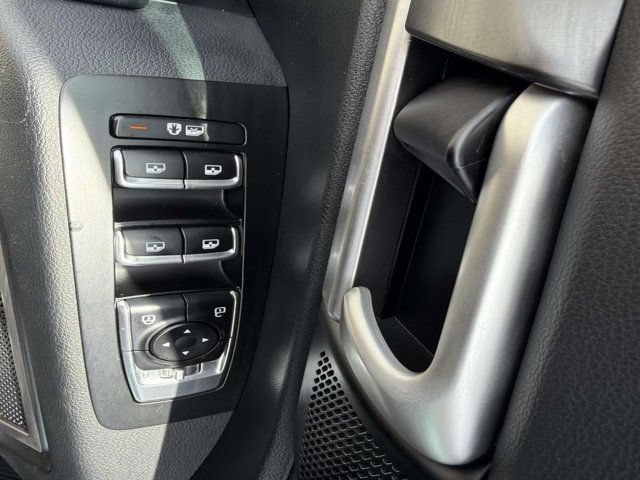 Used 2025 Kia Telluride S AWD/4WD image 8