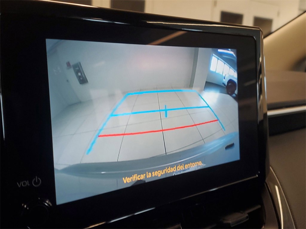 Used 2023 Toyota Corolla LE image 28