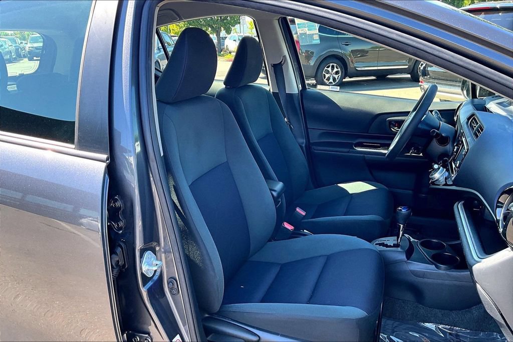 Used 2015 Toyota Prius C Two FWD image 10