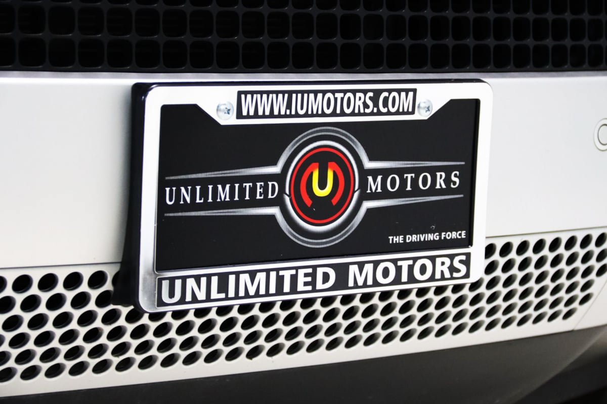 Used 2025 Land Rover Defender 110 S AWD/4WD image 26