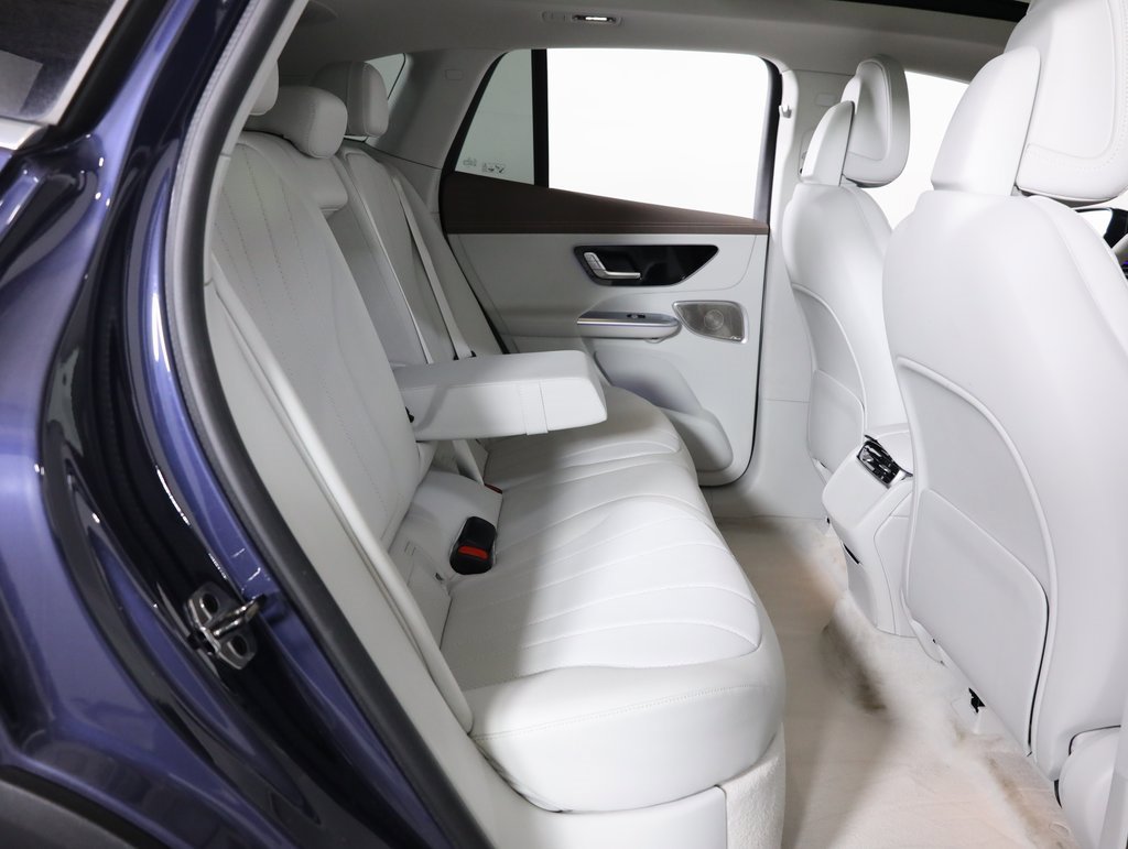 Certified 2023 Mercedes-Benz EQE 350+ 4MATIC SUV w/ Exclusive Trim Package image 46