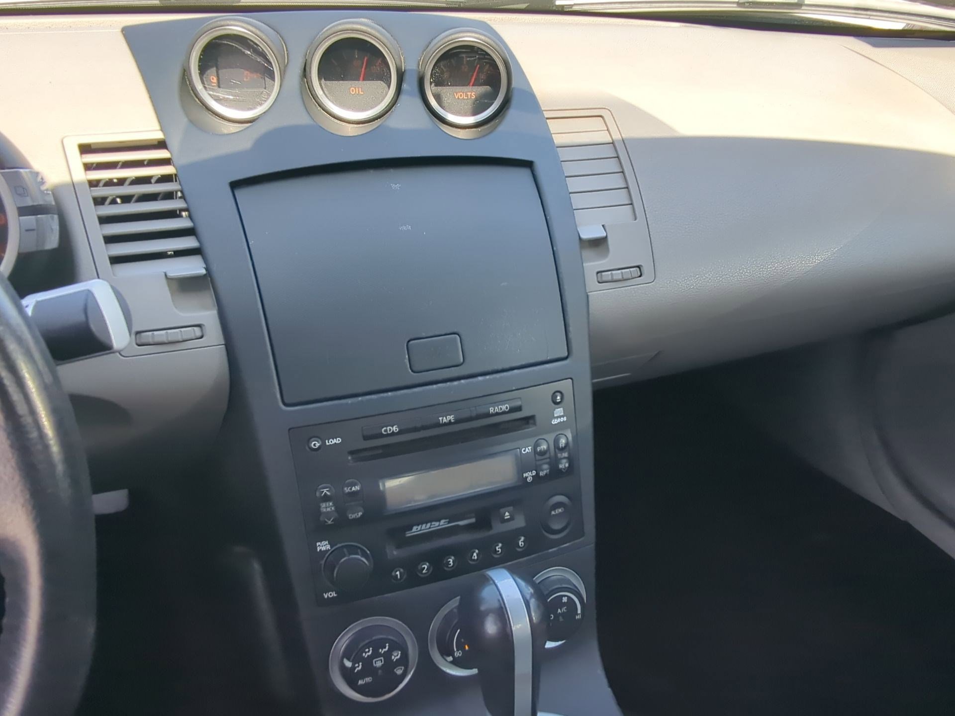 Used 2005 Nissan 350Z Touring image 19