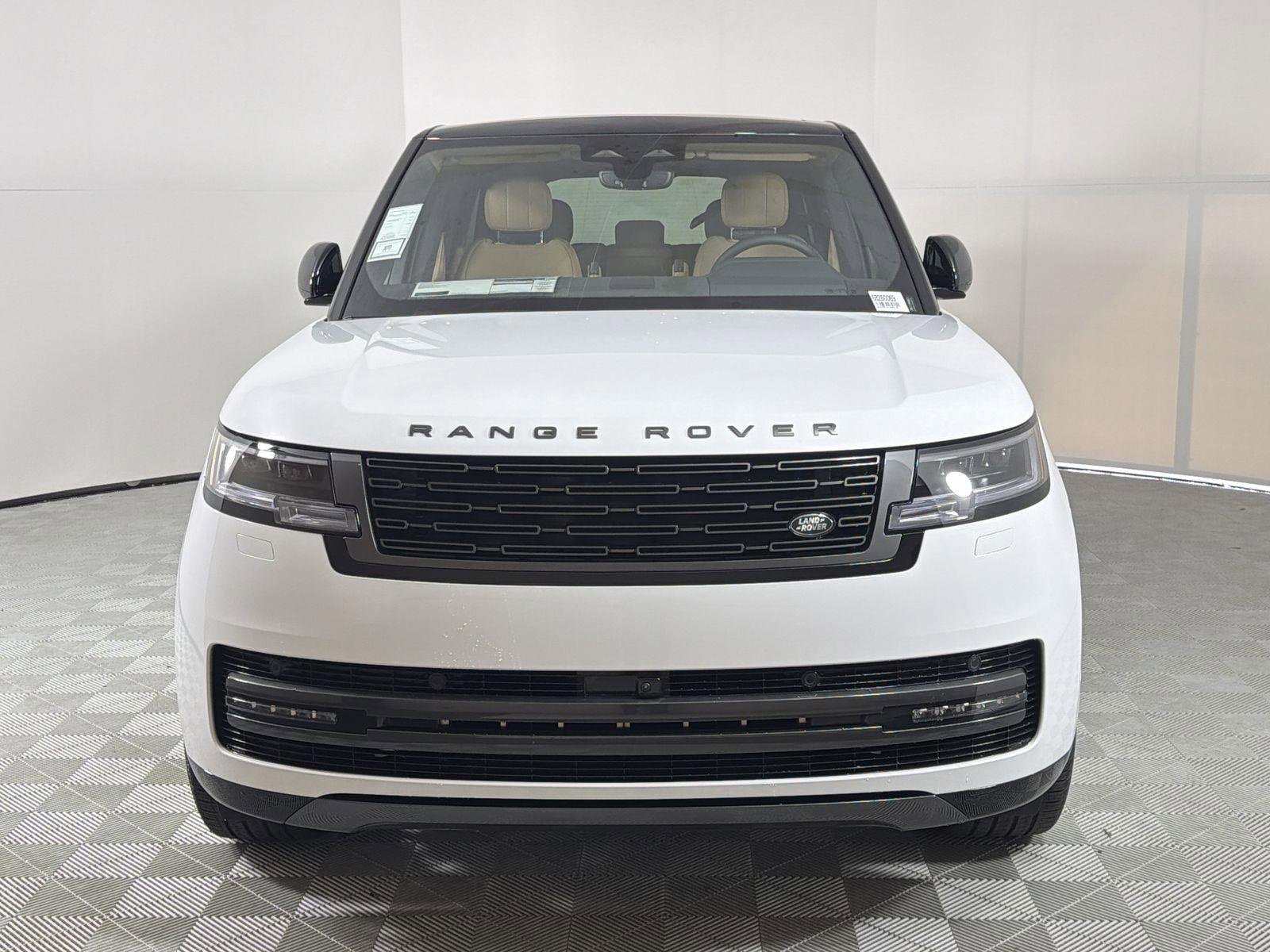 New 2026 Land Rover Range Rover SE image 8