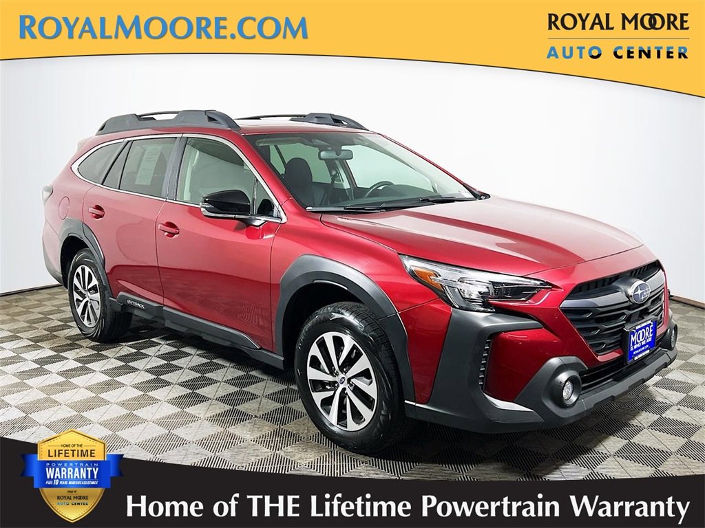 Used 2025 Subaru Outback Premium image 1