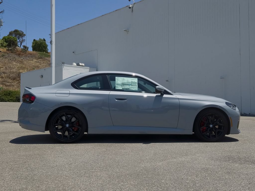 New 2026 BMW 230i Coupe w/ Premium Package RWD image 4