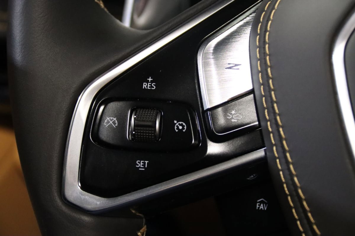 Used 2024 Chevrolet Corvette Stingray Premium Conv w/ Stealth Interior Trim Package image 19