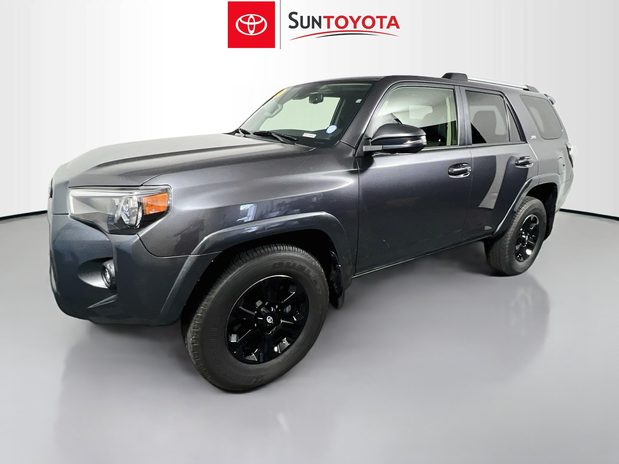 Used 2023 Toyota 4Runner SR5 Premium w/ Moonroof Package RWD image 29