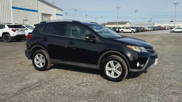 Used 2013 Toyota RAV4 XLE image 2