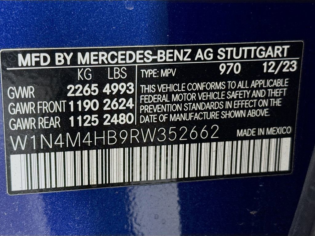 Used 2024 Mercedes-Benz GLB 250 4MATIC image 31