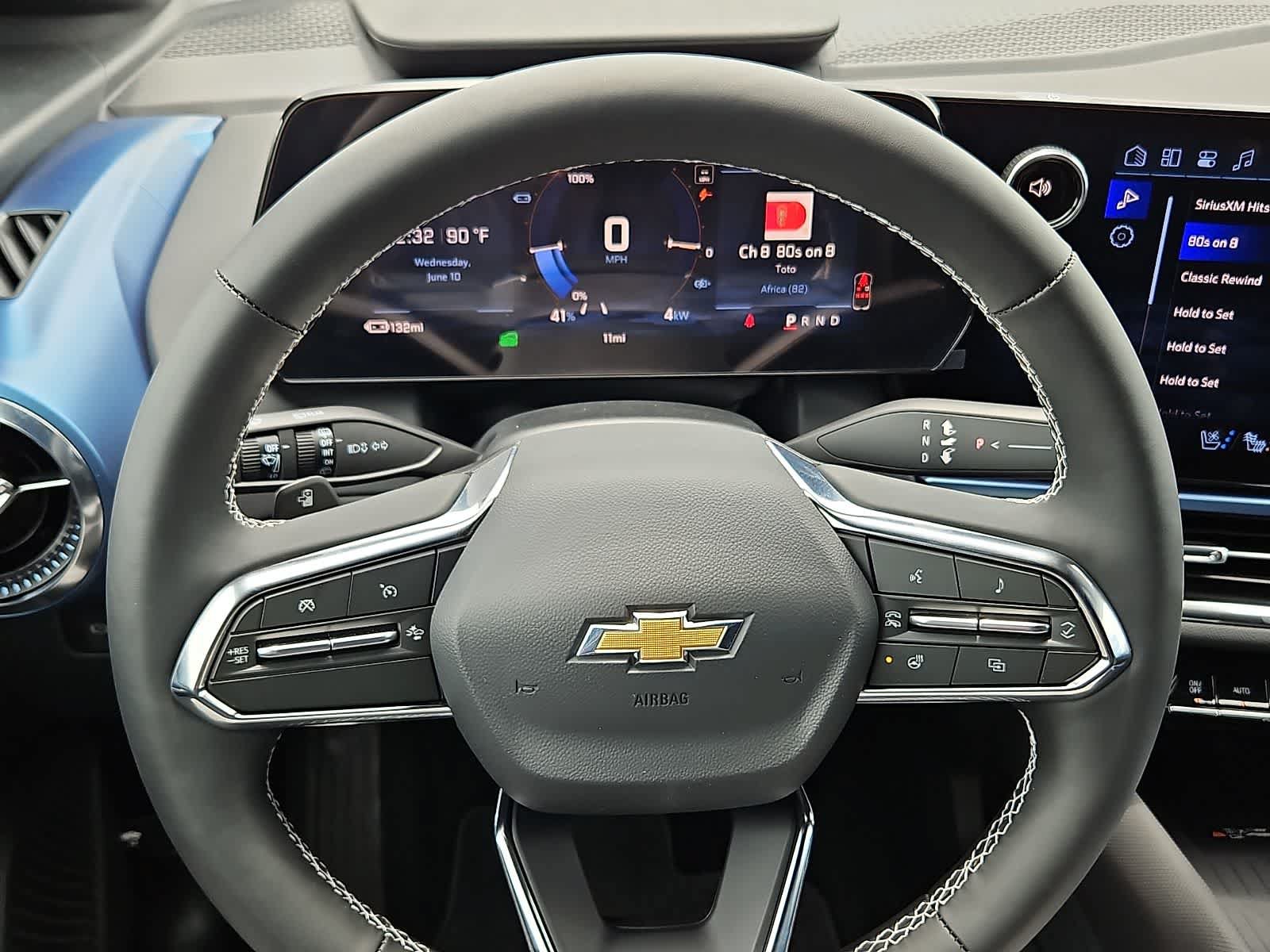 New 2026 Chevrolet Equinox EV LT w/ Convenience Package II FWD image 17