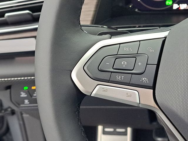 New 2026 Volkswagen Atlas SEL Premium R-Line image 10