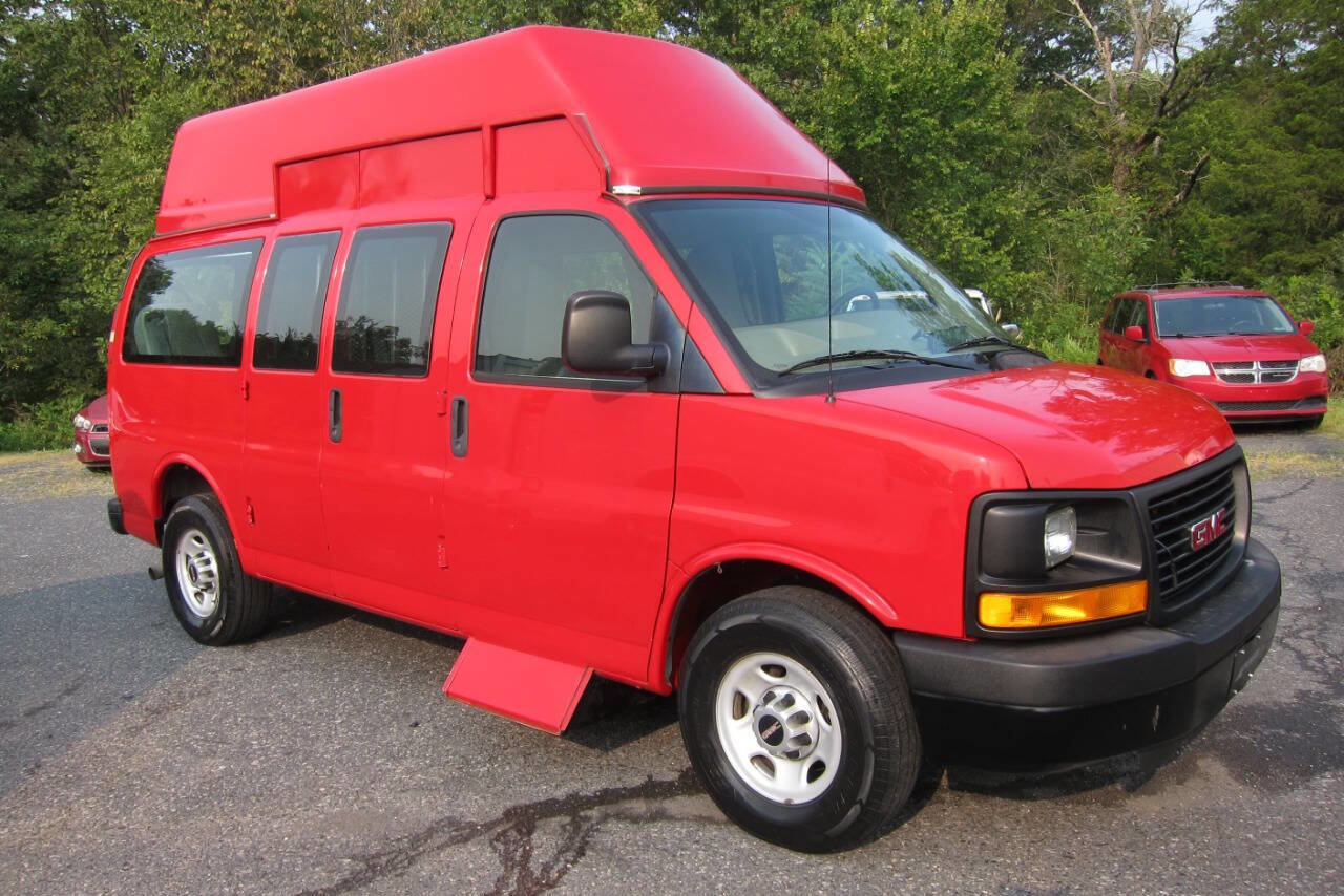 Used 2011 GMC Savana 2500 image 6