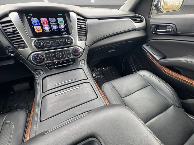 Used 2018 Chevrolet Suburban Premier image 2