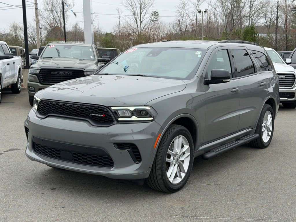 Used 2025 Dodge Durango GT image 9