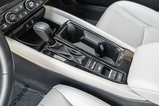 Used 2024 Honda Accord EX-L image 12