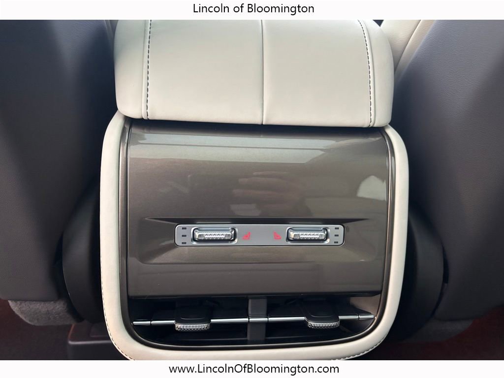 New 2026 Lincoln Nautilus Black Label w/ Jet Appearance Package image 34