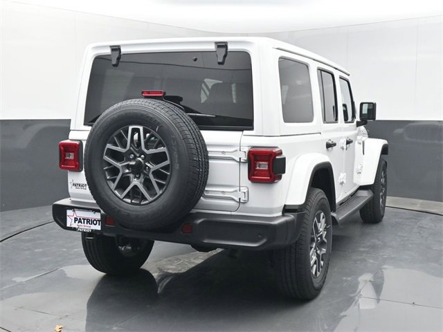 New 2026 Jeep Wrangler Sahara image 5